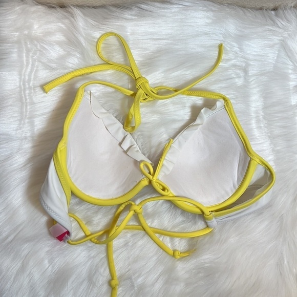 VICTORIA’S Secret Floral Sequin Bikini Top - Picture 5 of 7